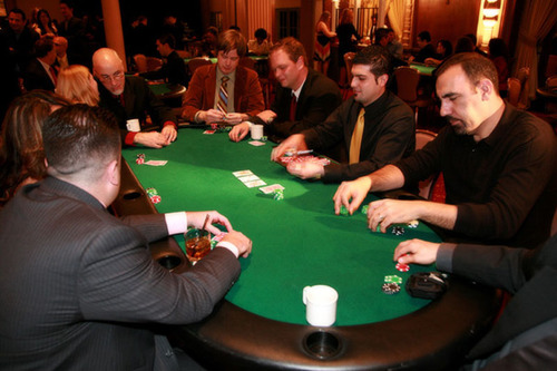 Online Poker Table Selection