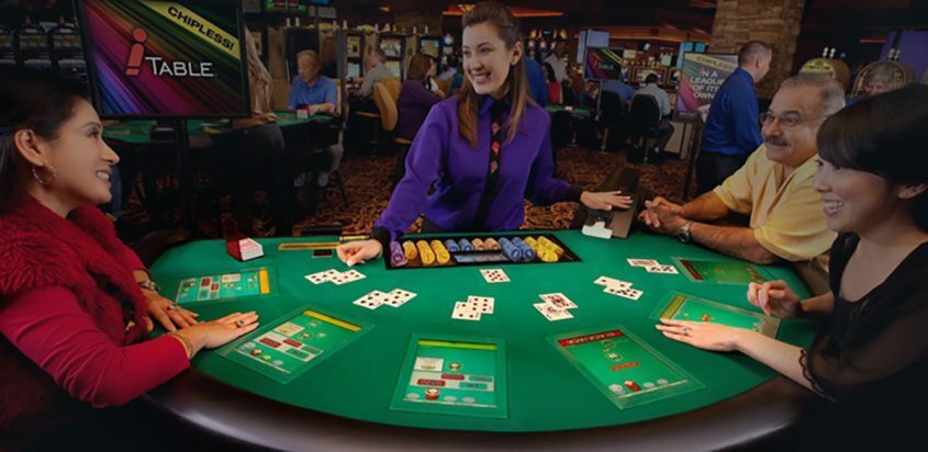 people-playing-poker-in-casino