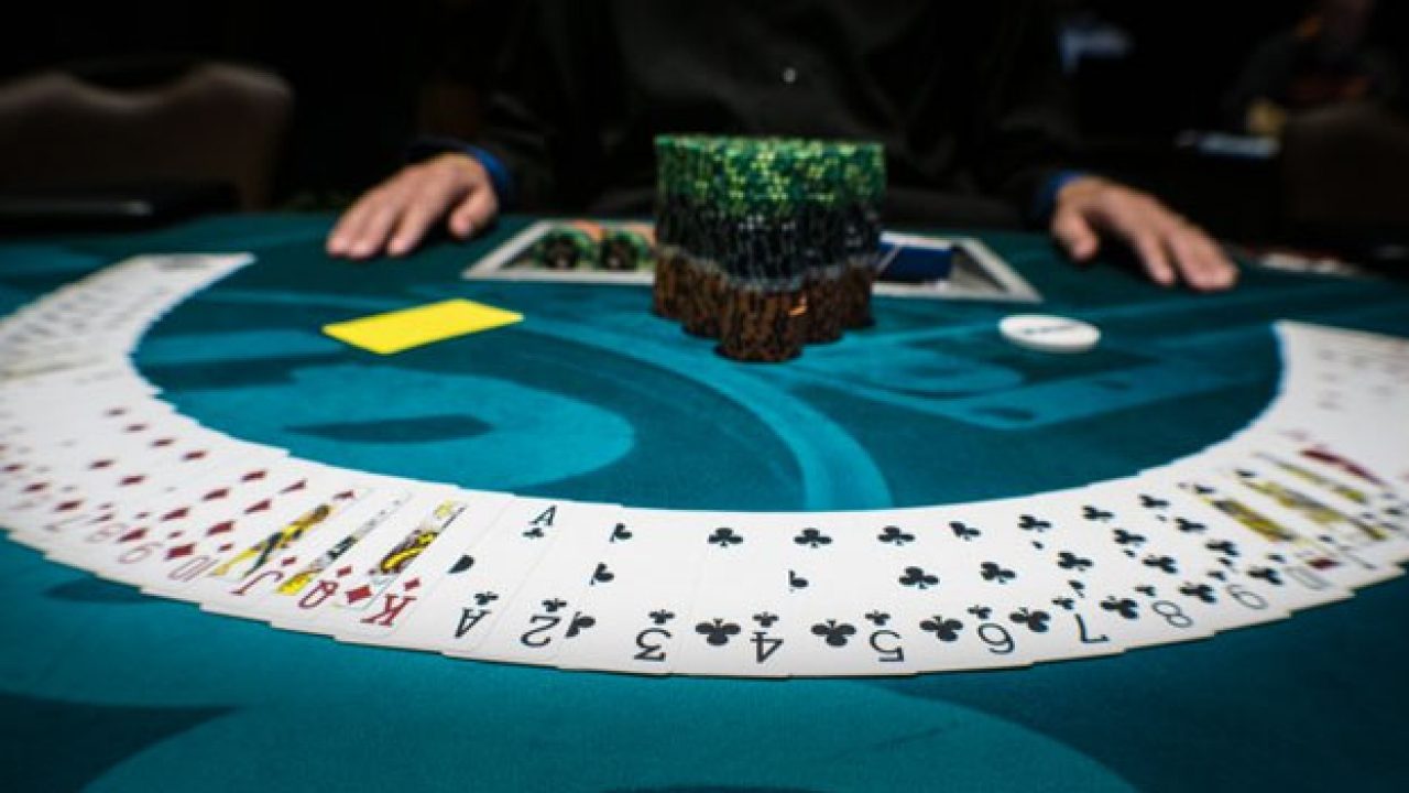 Omaha poker best starting hands wins